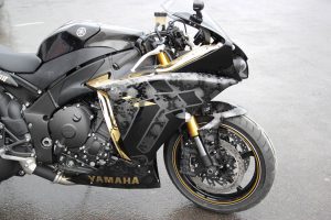 Yamaha R1 Unkut