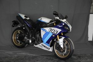 Yamaha R1 Patrick Pons