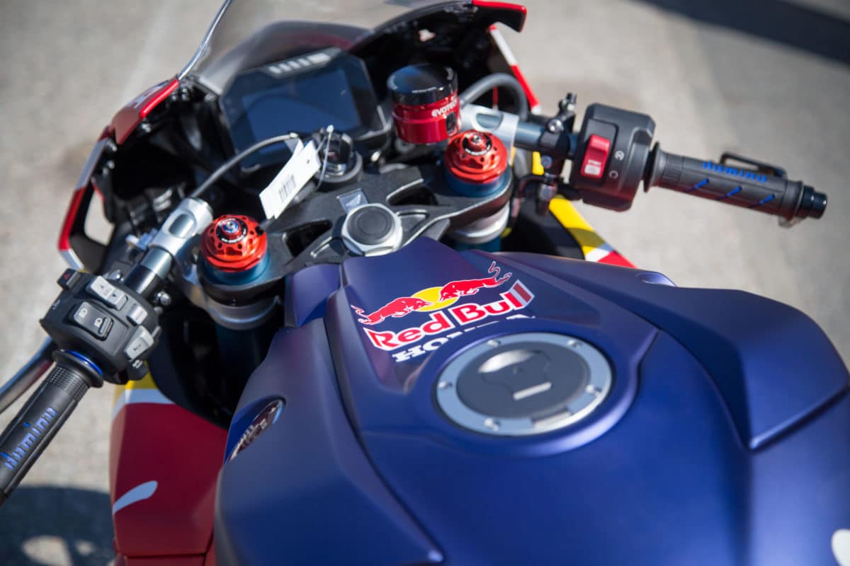 CBR RED BULL 2017 ABSOLU HONDA 5